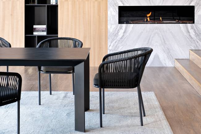 "Венето" обеденная группа на 4 персоны со стульями "Марсель", каркас темно-серый, роуп темно-серый "Венето" обеденная группа на 4 персоны со стульями "Марсель", каркас темно-серый, роуп темно-серый