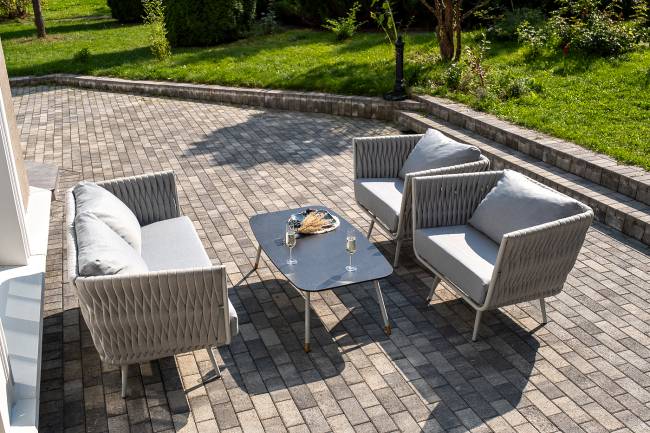 "Монако" лаунж-зона 4-местная из роупа со столом "Верона" (серый гранит), каркас светло-серый, роуп светло-серый "Монако" лаунж-зона 4-местная из роупа со столом "Верона" (серый гранит), каркас светло-серый, роуп светло-серый