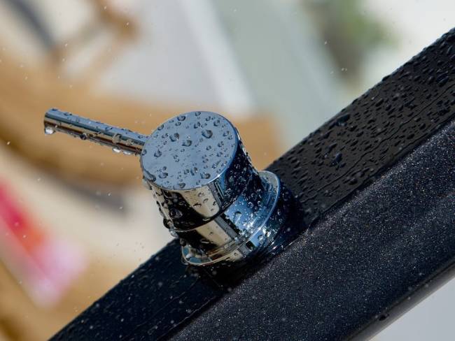 Душ солнечный Happy One F 120 антрацит 165х225х2100 мм Душ солнечный Happy One F 120 антрацит 165х225х2100 мм