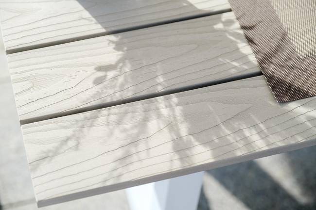 "Сан Ремо" стол обеденный из ДПК, каркас алюминиевый