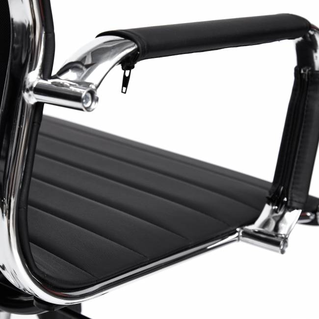 Кресло URBAN кож/зам, черный, 36-6 черный кож/зам Кресло URBAN кож/зам, черный, 36-6 черный кож/зам