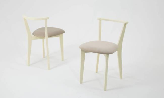 Стол Сканди К 90 слоновая кость/натур со стульями Франк слоновая кость велюр бежевый