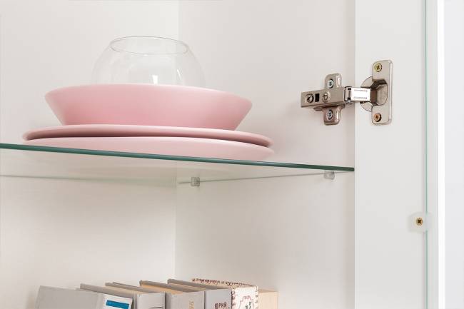 Валенсия два комода-тумбы и сервант три дверки № 123 цвет белый шагрень