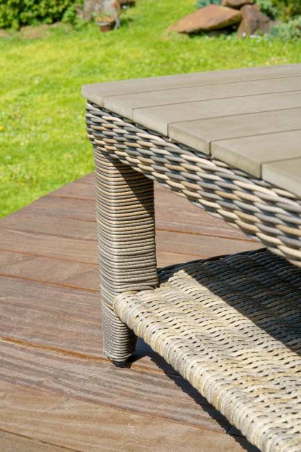 Кофейный столик из искусственного ротанга "Венеция", серый Кофейный столик из искусственного ротанга "Венеция", серый