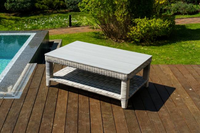 Кофейный столик из искусственного ротанга "Венеция", серый Кофейный столик из искусственного ротанга "Венеция", серый