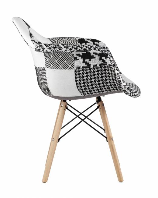 Кресло Eames DSW пэчворк черно-белое
