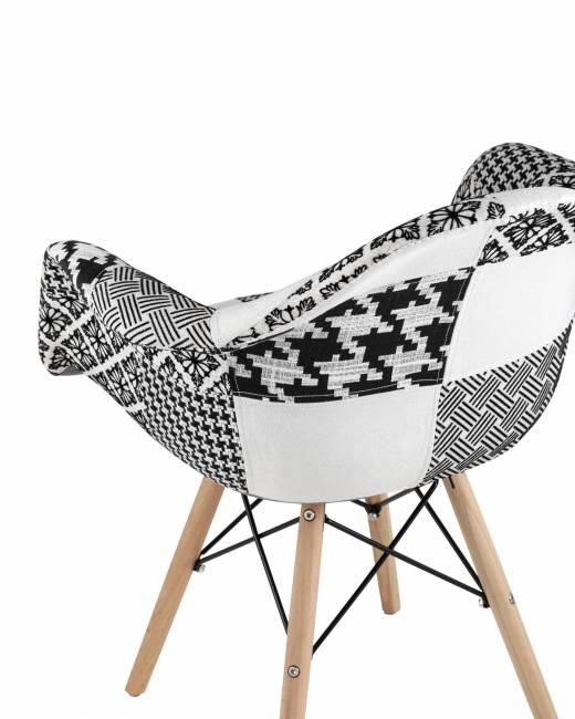 Кресло Eames DSW пэчворк черно-белое