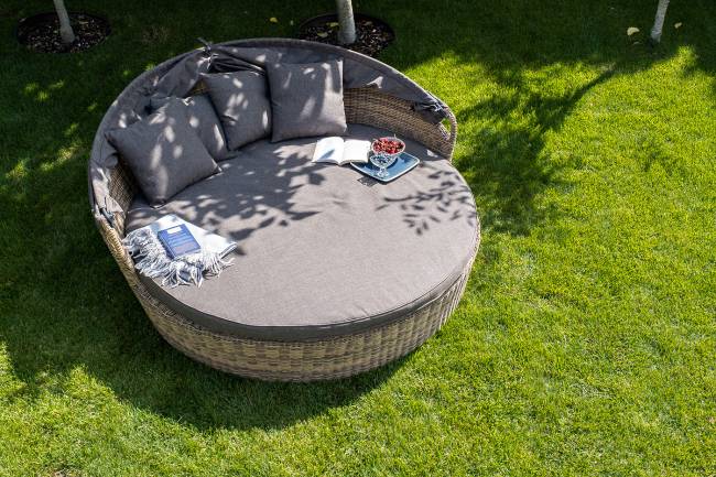 "Стильяно" плетеная кровать круглая, цвет соломенный "Стильяно" плетеная кровать круглая, цвет соломенный