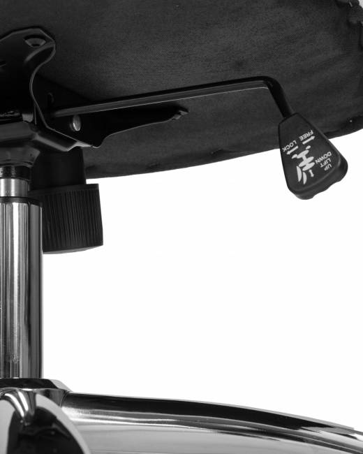 Офисное кресло для руководителей DOBRIN CHESTER, белый