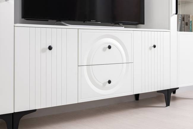 Тумба для ТВ с навесной полкой Валенсия цвет белый шагрень