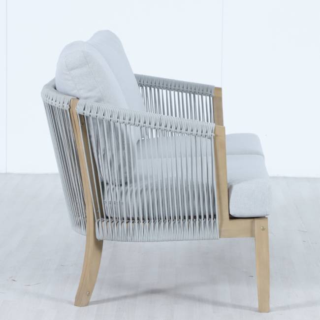 Диван деревянный двухместный Veneto светлый тик, серый 1280х802х711 мм Диван деревянный двухместный Veneto светлый тик, серый 1280х802х711 мм