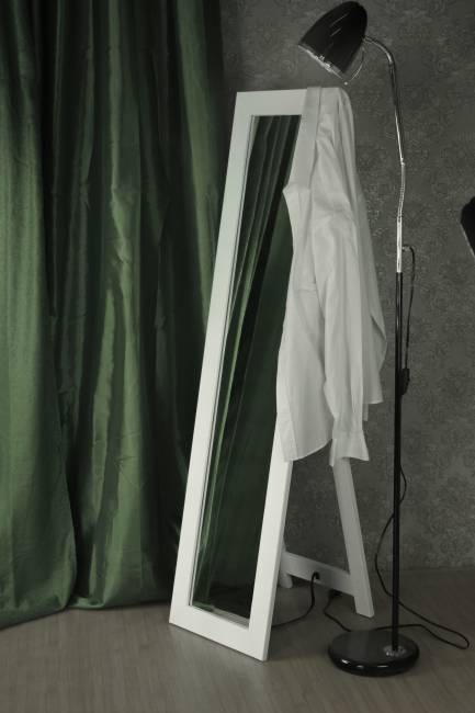 Зеркало напольное BeautyStyle 8 белый 138 см х 35 см Зеркало напольное BeautyStyle 8 белый 138 см х 35 см