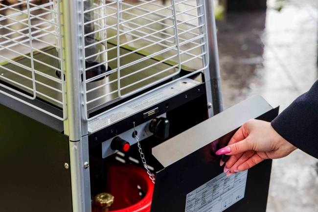 Уличный газовый обогреватель ADAM из металла