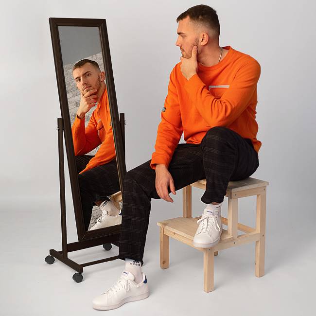 Зеркало напольное В 27Н венге 137 см х 42,5 см Зеркало напольное В 27Н венге 137 см х 42,5 см