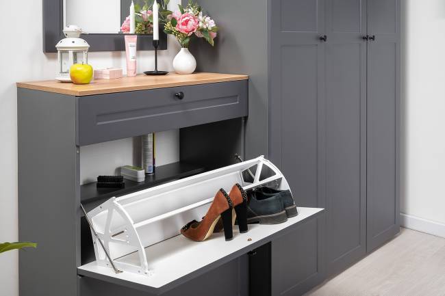 Мебельная стенка для прихожей Остин № 61 цвет серый графит/дуб крафт золотой Мебельная стенка для прихожей Остин № 61 цвет серый графит/дуб крафт золотой