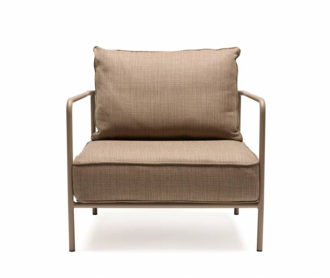 Кресло лаунж c подушкой Flap карамельный, ржавый 840х840х880 мм Кресло лаунж c подушкой Flap карамельный, ржавый 840х840х880 мм