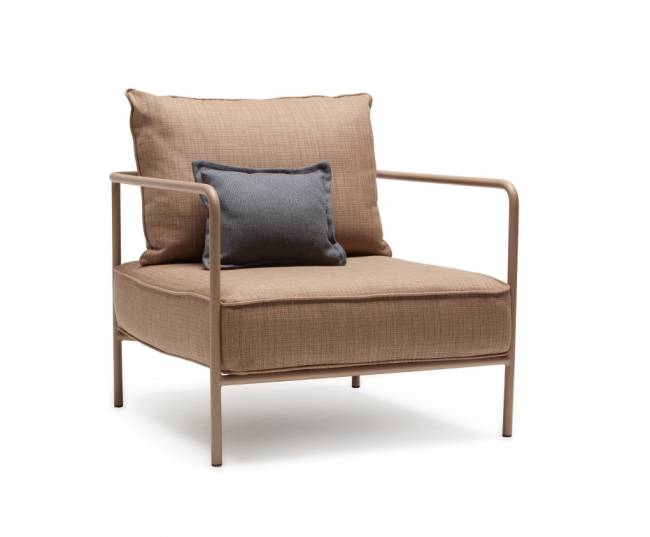 Кресло лаунж c подушкой Flap карамельный, ржавый 840х840х880 мм Кресло лаунж c подушкой Flap карамельный, ржавый 840х840х880 мм