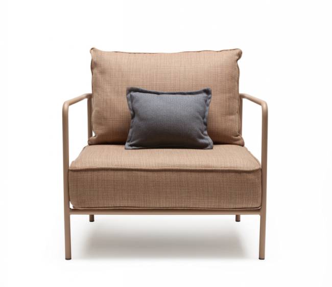 Кресло лаунж c подушкой Flap карамельный, ржавый 840х840х880 мм Кресло лаунж c подушкой Flap карамельный, ржавый 840х840х880 мм