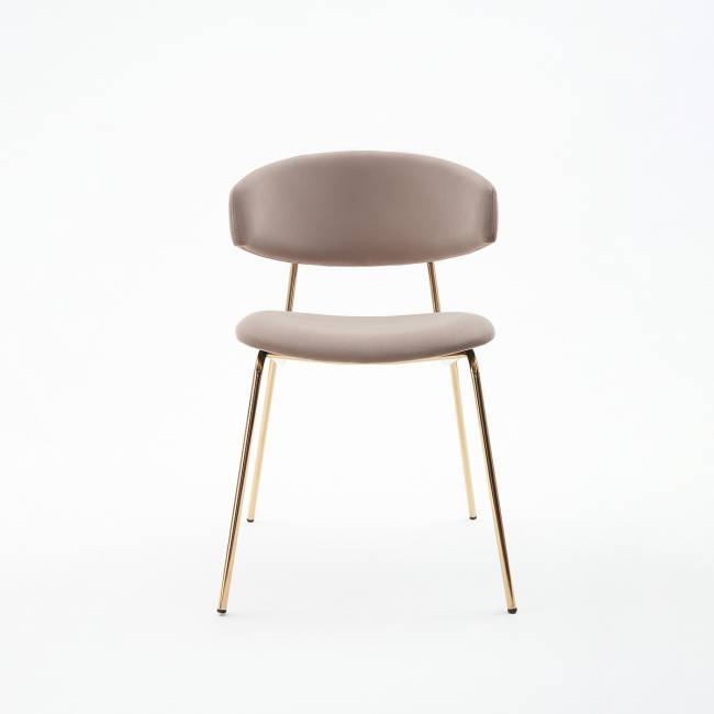 Дизайнерский стул Файт латте, основание золото