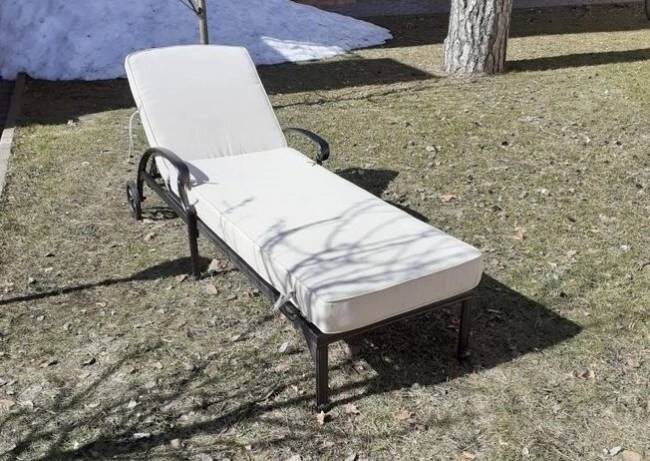 Литой шезлонг из алюминия Bernie Литой шезлонг из алюминия Bernie